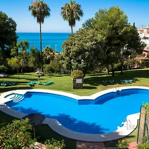 ladera-del-mar-apartments.hotelsinnerja.org/